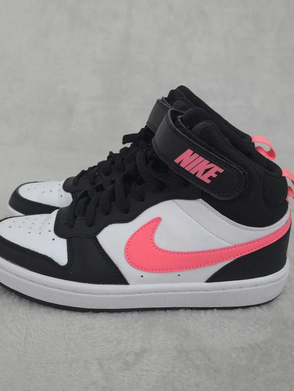 Nike Court Borough Mid 2 GS Black White Pink Mid Top Sneakers Girls 4Y